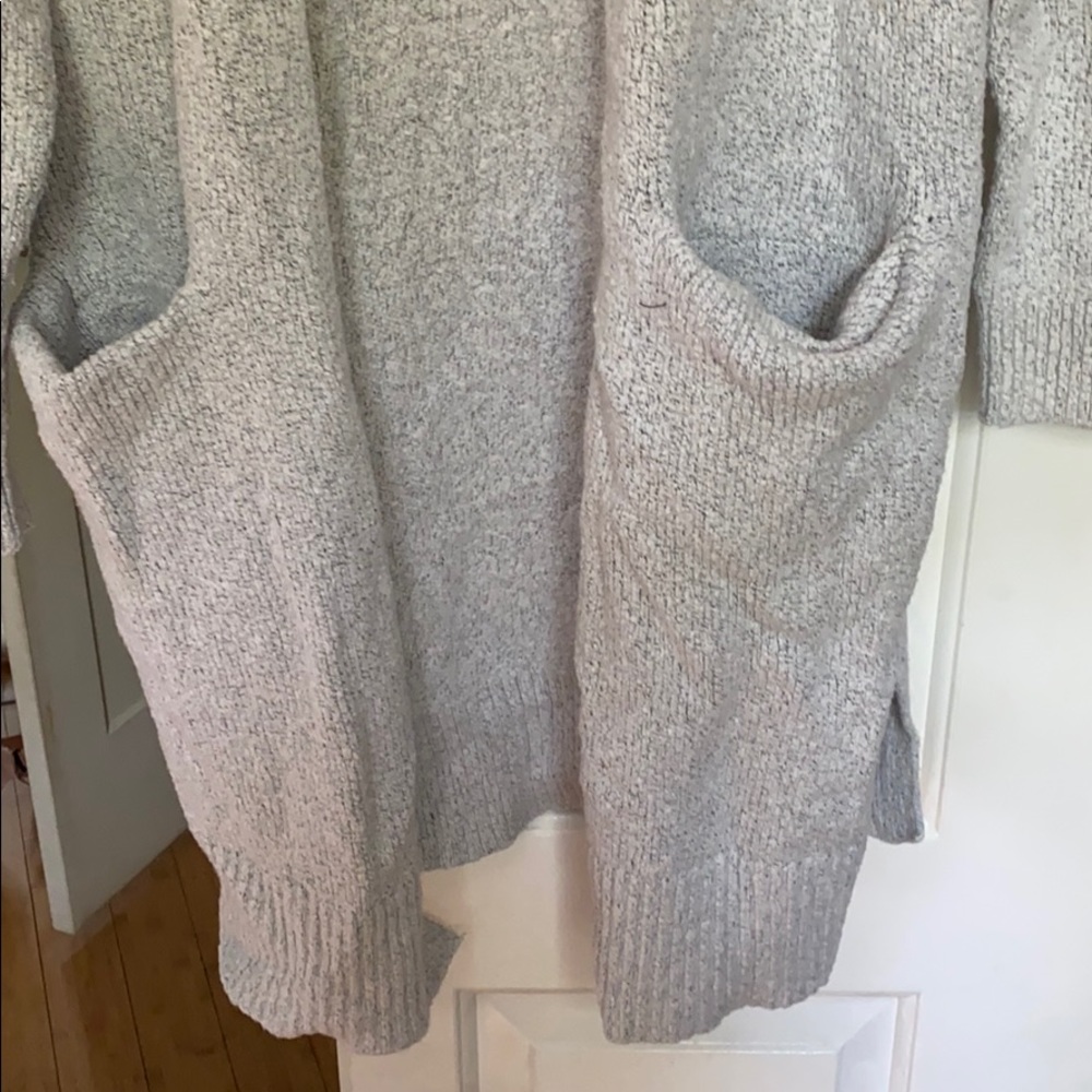 Long Cardigan - Picture 2 of 2